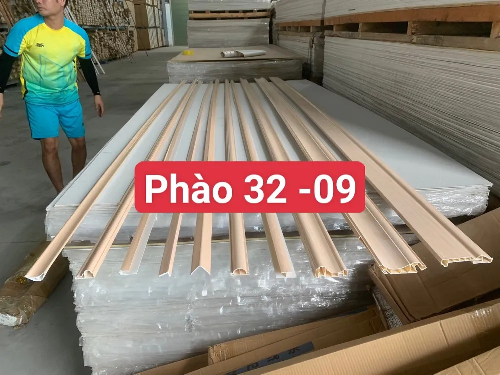 Phào chỉ nano mã 09 32