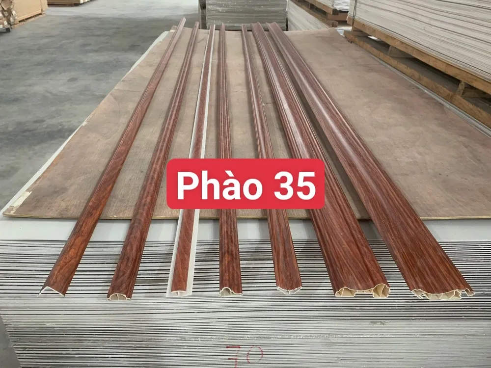 Phào chỉ nano mã 10 35